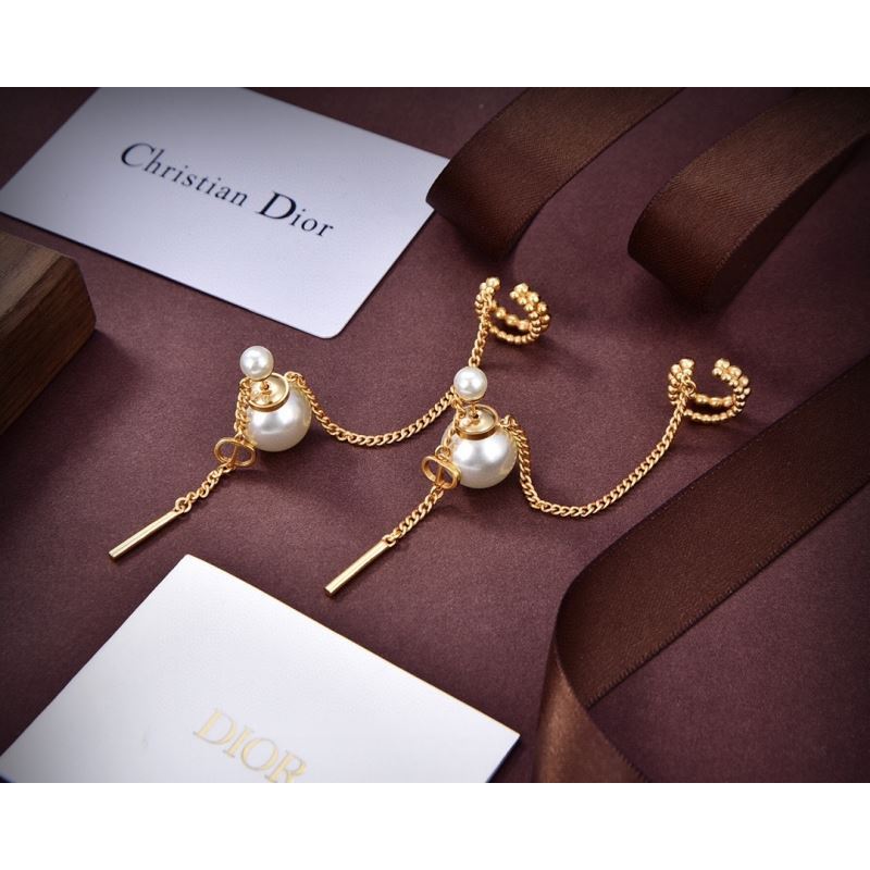 Christian Dior Earrings - Click Image to Close